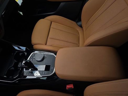Used 2024 BMW X3 sDrive30i w/ M Sport Package RWD image 29