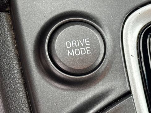 Used 2020 Hyundai Kona SE AWD/4WD image 42