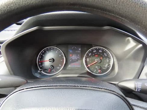 Used 2022 Toyota RAV4 LE image 23