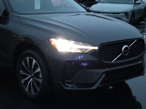 Used 2025 Volvo XC60 B5 Plus w/ Climate Package image 2