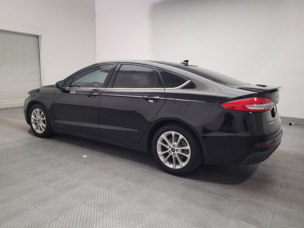 Used 2019 Ford Fusion SE w/ Equipment Group 151A FWD image 3