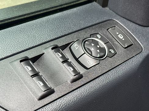 Used 2022 Ford F450 Lariat w/ Lariat Ultimate Package AWD/4WD image 20
