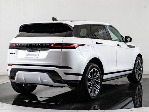 Certified 2026 Land Rover Range Rover Evoque Dynamic SE AWD/4WD image 10