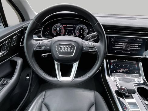Used 2023 Audi Q7 3.0T Premium AWD/4WD image 6