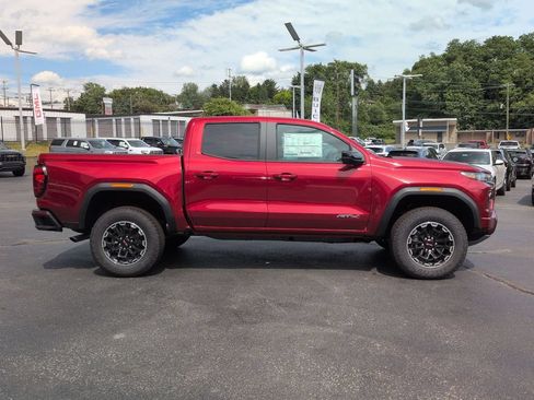 New 2026 GMC Canyon AT4 w/ Technology Plus Package AWD/4WD image 4