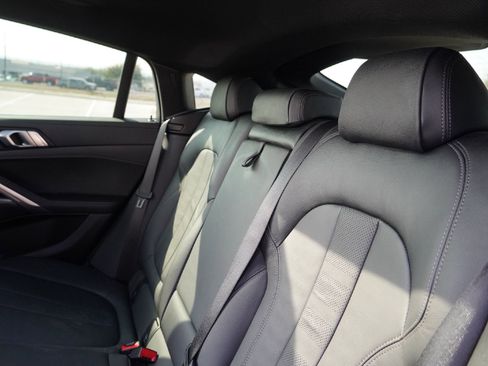 Used 2022 BMW X6 xDrive40i w/ Premium Package image 33