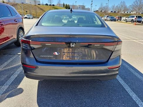 Used 2025 Honda Accord SE image 5