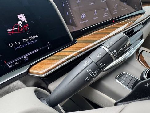 Used 2023 Cadillac Escalade Sport Platinum w/ LPO, Floor Liner Package AWD/4WD image 12