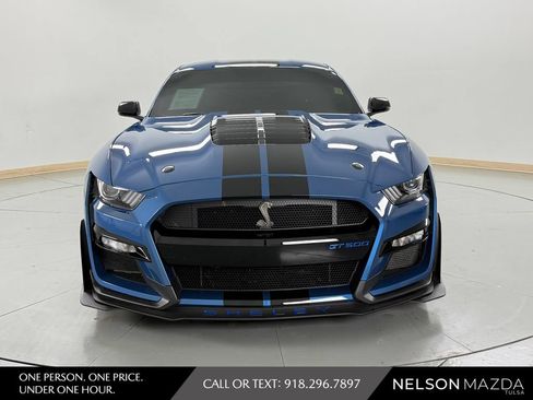 Used 2021 Ford Mustang Shelby GT500 w/ Technology Package RWD image 2
