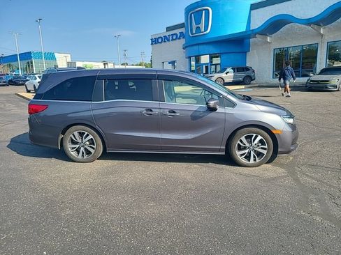 Used 2023 Honda Odyssey Touring image 5