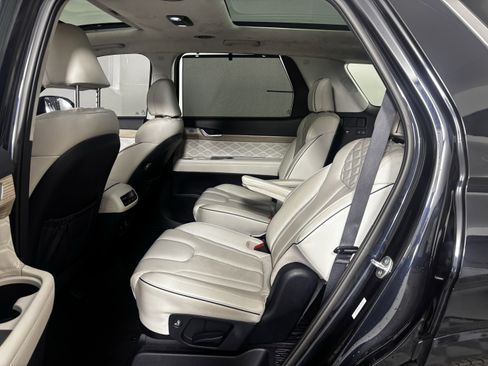 Used 2022 Hyundai Palisade Calligraphy image 22