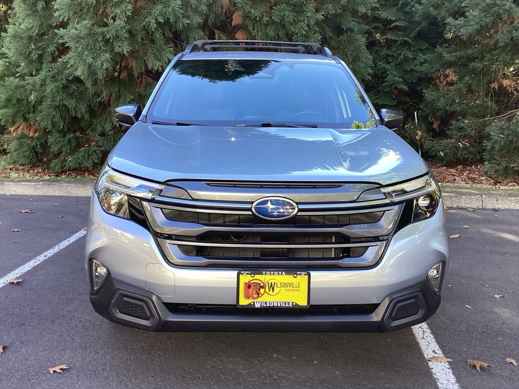 Used 2025 Subaru Forester Limited w/ Popular Package #2 AWD/4WD image 19
