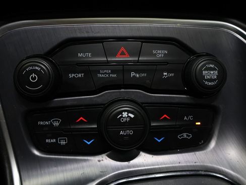 Used 2018 Dodge Challenger GT w/ Driver Convenience Group AWD/4WD image 25