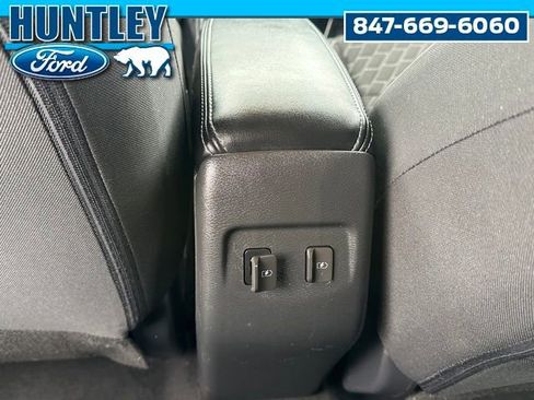 Used 2021 Nissan Kicks SV image 16