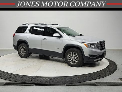 Used 2018 GMC Acadia SLE FWD image 1