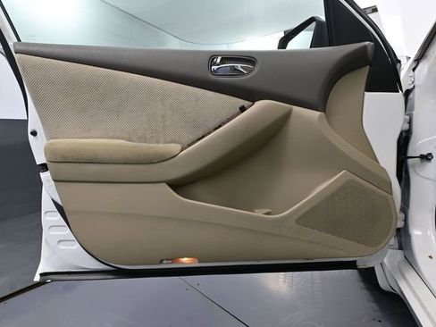 Used 2009 Nissan Altima 2.5 S w/ Convenience Plus Pkg image 16