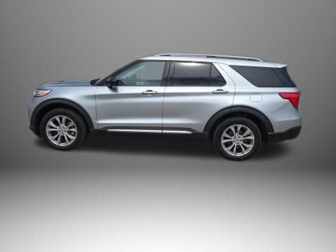 Used 2024 Ford Explorer Limited AWD/4WD image 8