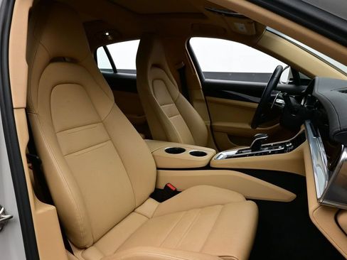 Certified 2023 Porsche Panamera 4S AWD/4WD image 18