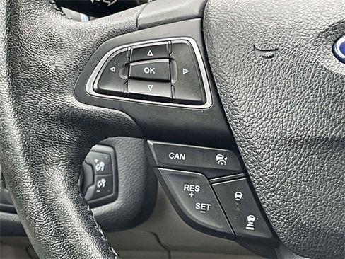 Certified 2019 Ford Escape Titanium image 23