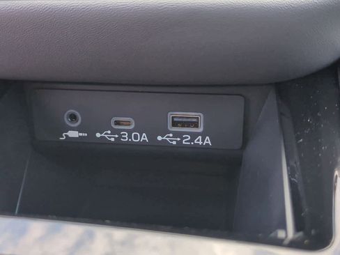 Used 2025 Subaru Outback Onyx Edition image 31