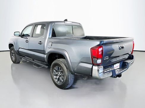 Used 2023 Toyota Tacoma SR5 AWD/4WD image 9