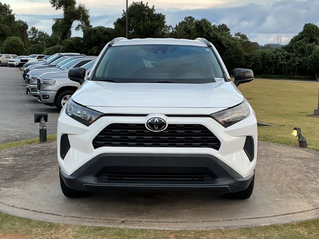 Used 2021 Toyota RAV4 LE FWD image 10