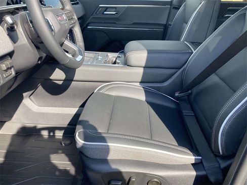 New 2026 GMC Sierra EV Elevation image 17