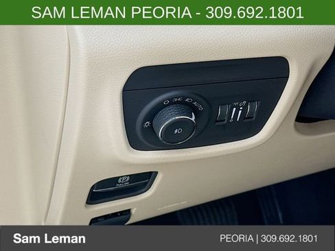 New 2025 Jeep Grand Cherokee L Limited w/ Luxury Tech Group II image 10