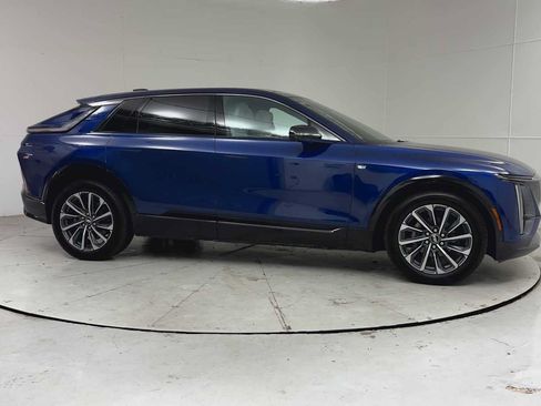 Used 2024 Cadillac Lyriq Sport w/ LPO, Floor Liner Package AWD/4WD image 6