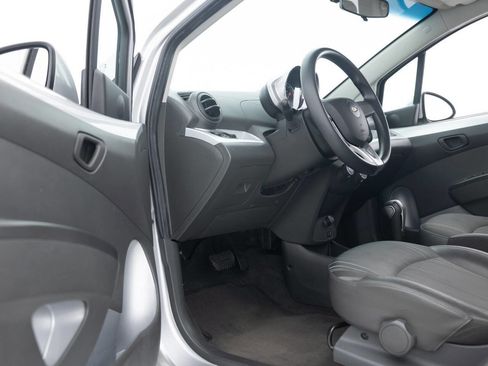 Used 2015 Chevrolet Spark LT image 26