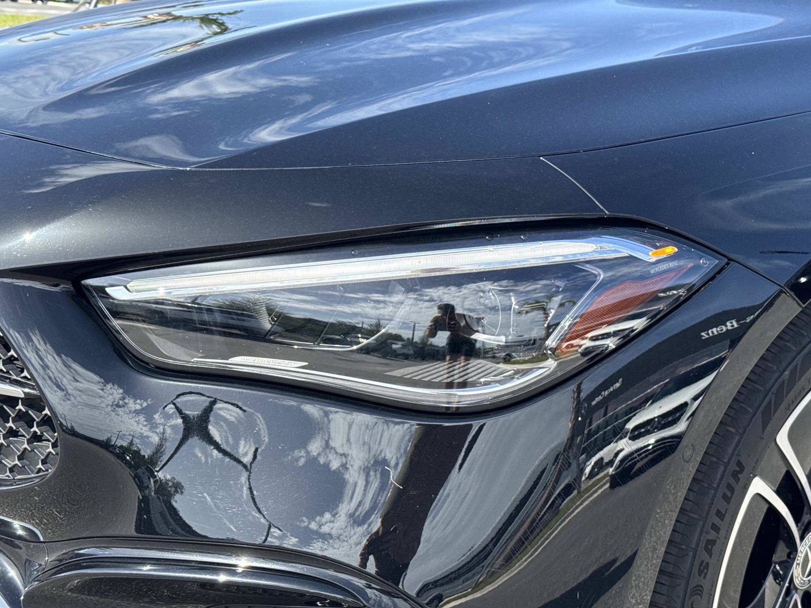 Used 2025 Mercedes-Benz CLE 300 4MATIC Coupe image 9