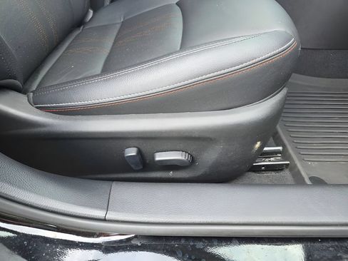 Used 2023 Nissan Altima 2.5 SR w/ SR Premium Package FWD image 9
