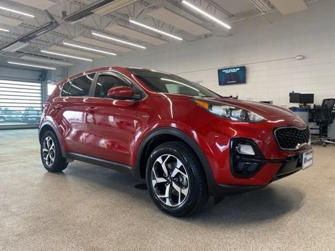 Used 2020 Kia Sportage LX AWD/4WD image 3