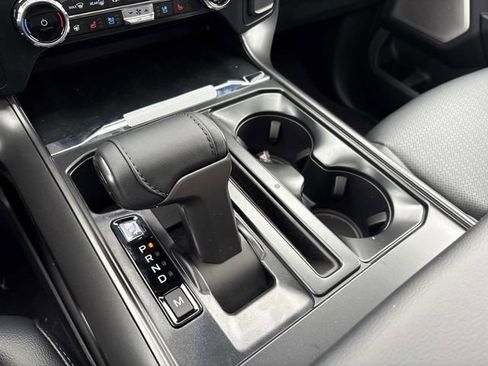 New 2026 Ford F150 Lariat w/ Equipment Group 502A High image 32