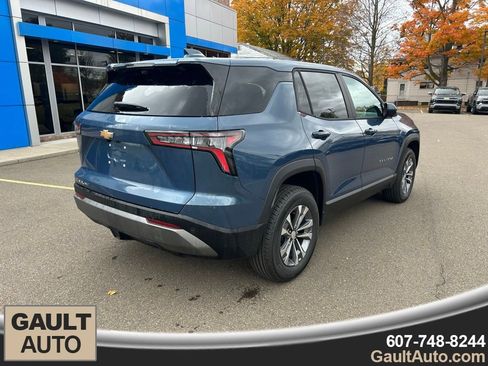 New 2026 Chevrolet Equinox LT w/ Convenience Package II image 3