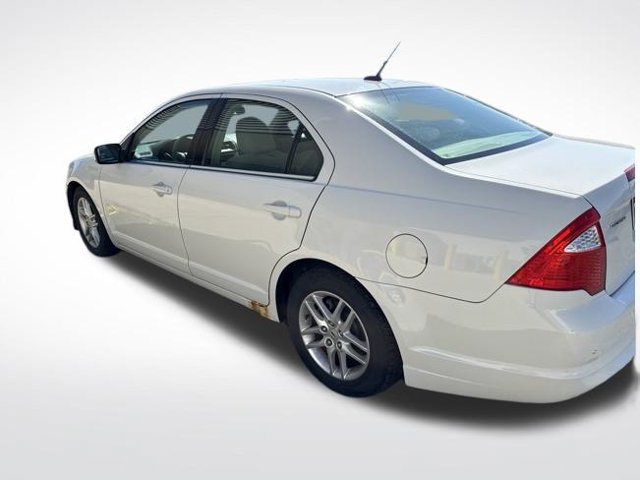 Used 2010 Ford Fusion SE FWD image 10