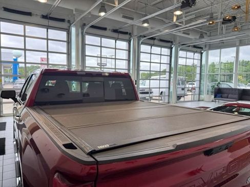 Certified 2023 Chevrolet Silverado 1500 High Country AWD/4WD image 36