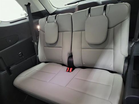 New 2026 Ford Explorer Active w/ Active Comfort Package image 12