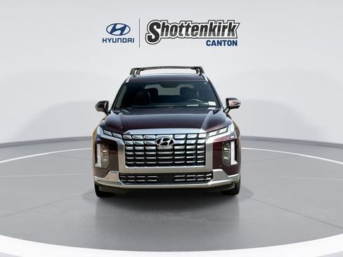 Used 2023 Hyundai Palisade Calligraphy image 3