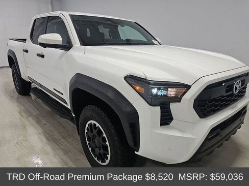 Used 2024 Toyota Tacoma TRD Off-Road w/ TRD Off Road Premium Package AWD/4WD image 3