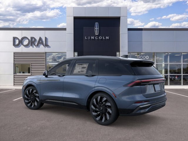 New 2026 Lincoln Nautilus Reserve w/ Jet Appearance Package AWD/4WD image 4