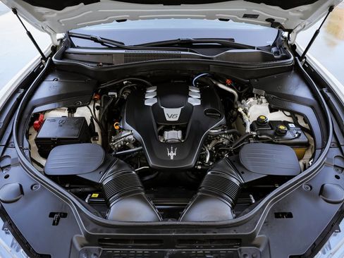 Used 2022 Maserati Levante GT image 20