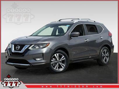 Used 2017 Nissan Rogue SL