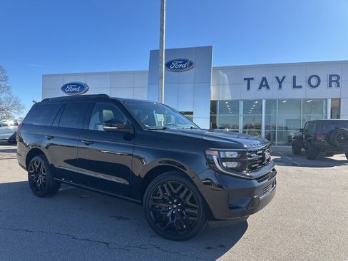 New 2026 Ford Expedition Platinum image 1