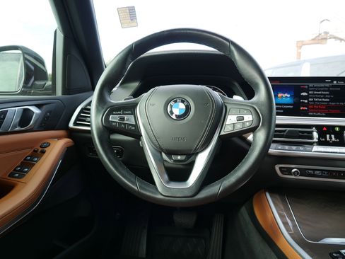 Used 2022 BMW X5 xDrive40i w/ Premium Package image 19