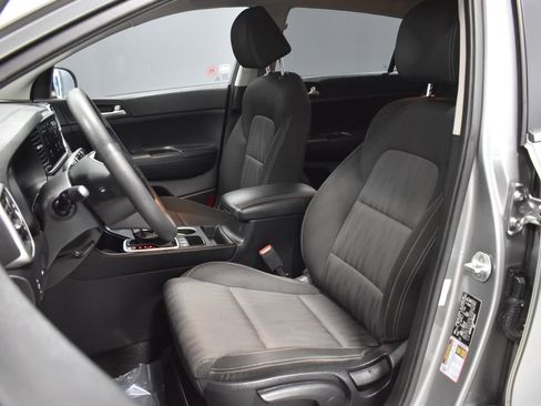 Used 2021 Kia Sportage LX image 5