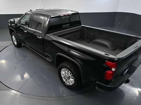 Used 2022 Chevrolet Silverado 2500 High Country w/ Z71 Off-Road Package image 64