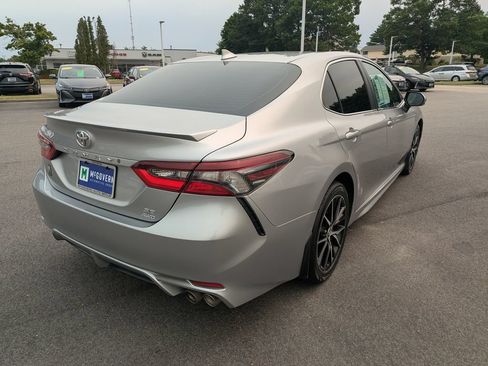 Used 2023 Toyota Camry SE w/ Cold Weather Package AWD/4WD image 6