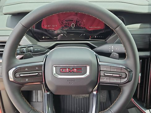 New 2026 GMC Acadia AT4 w/ LPO, Floor Liner Package AWD/4WD image 16