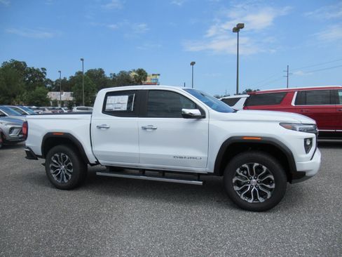 New 2026 GMC Canyon Denali AWD/4WD image 2